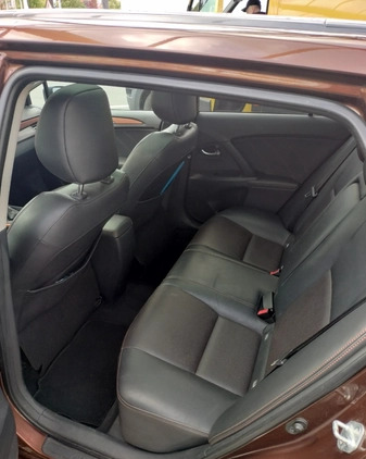 Toyota Avensis cena 51900 przebieg: 176629, rok produkcji 2015 z Szczecin małe 154